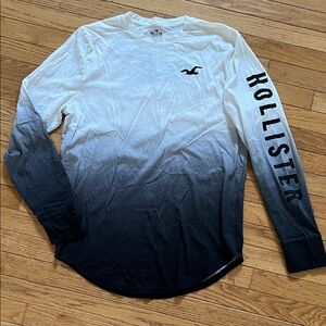 Hollister Men's Long Sleeve Black and White Gradient Tee
